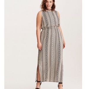 Paisley black/cream Torrid Maxi dress